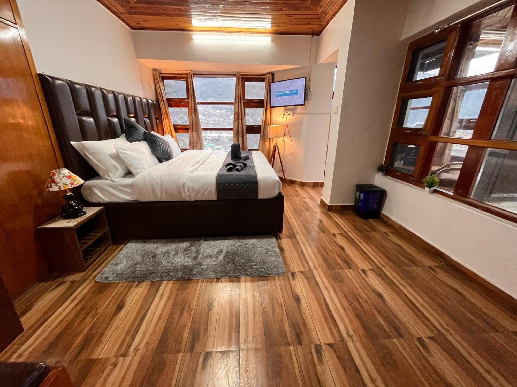 Himalayan River Mountain View 2 Bedrooms Cottage, Manali Εξωτερικό φωτογραφία