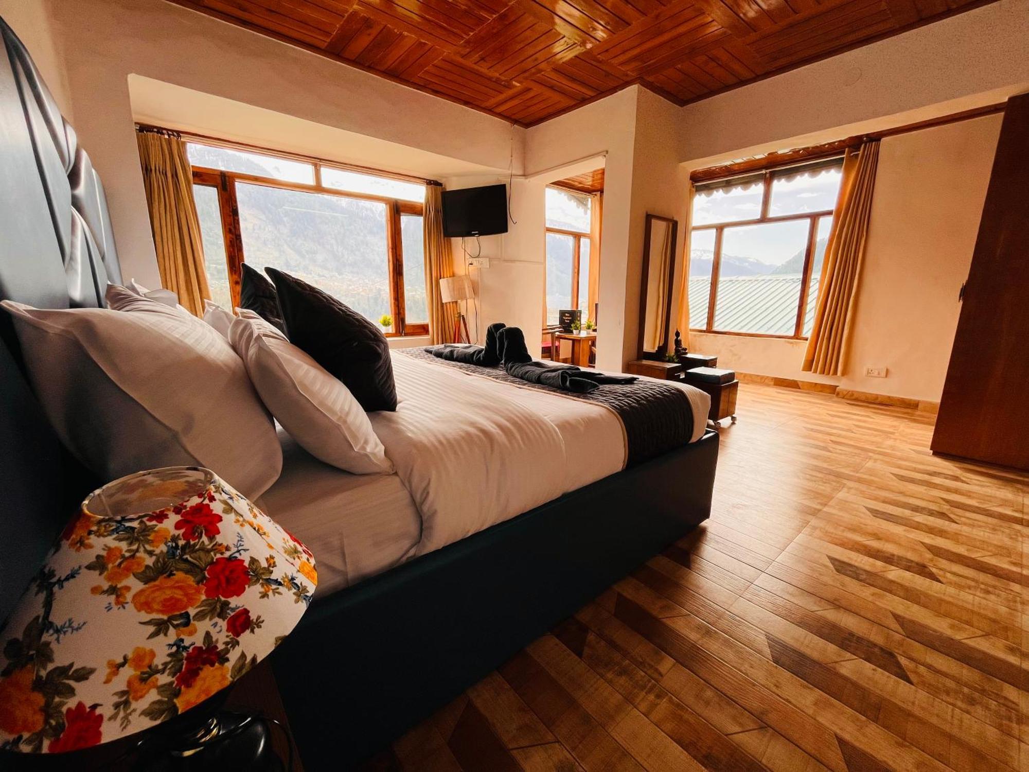 Himalayan River Mountain View 2 Bedrooms Cottage, Manali Εξωτερικό φωτογραφία