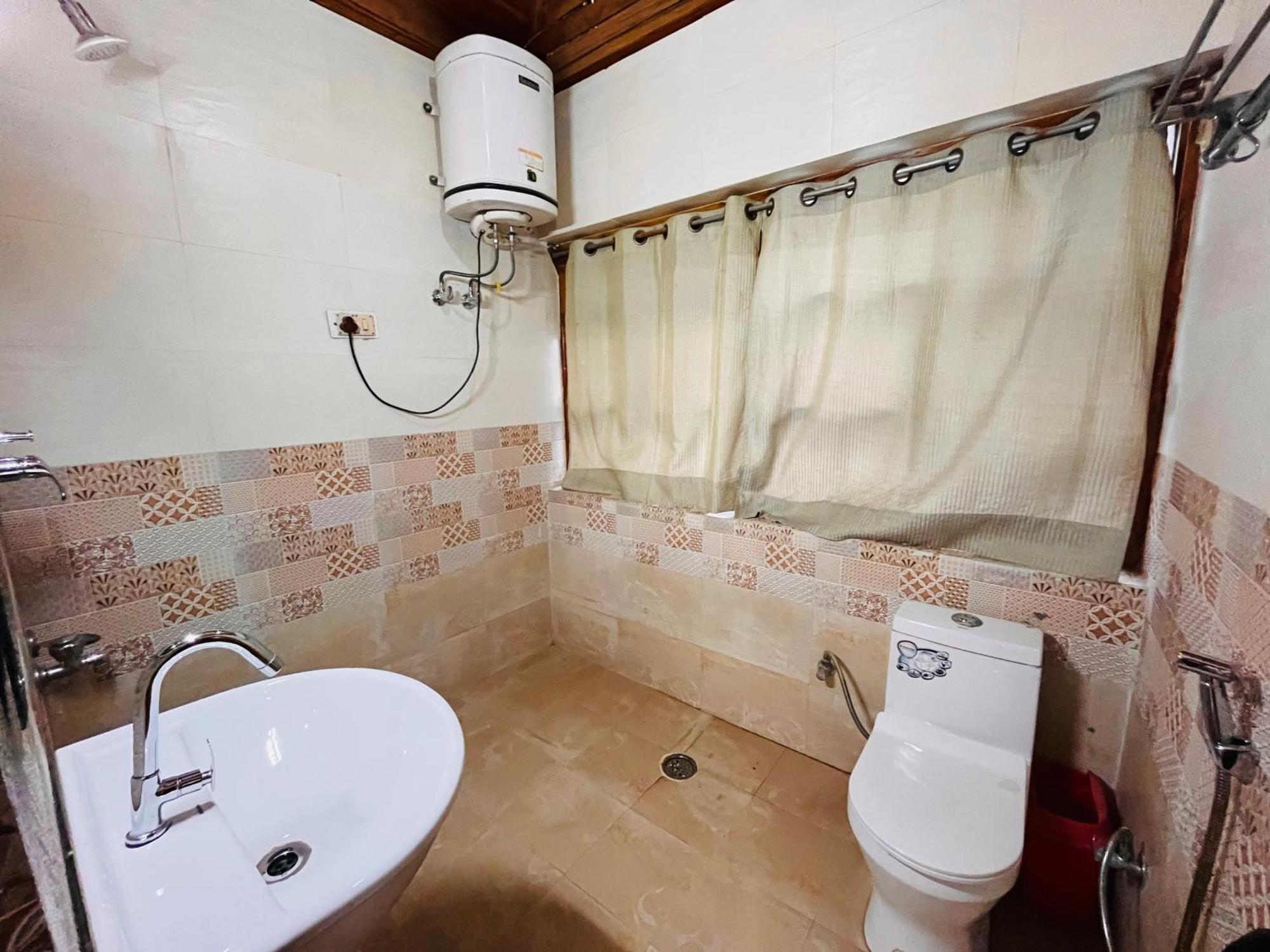 Himalayan River Mountain View 2 Bedrooms Cottage, Manali Εξωτερικό φωτογραφία